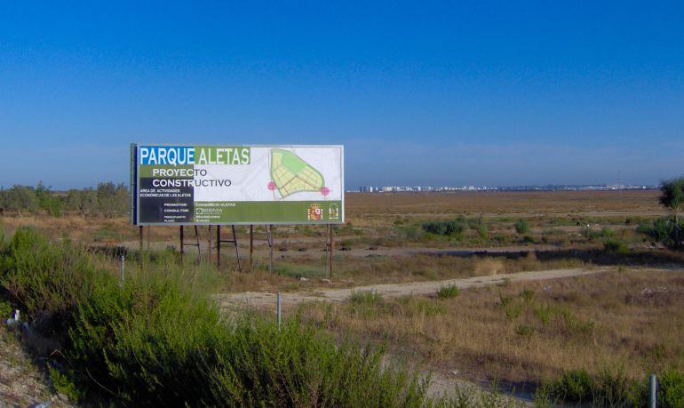 Una imagen de la parcela donde está previsto el parque logístico de Las Aletas