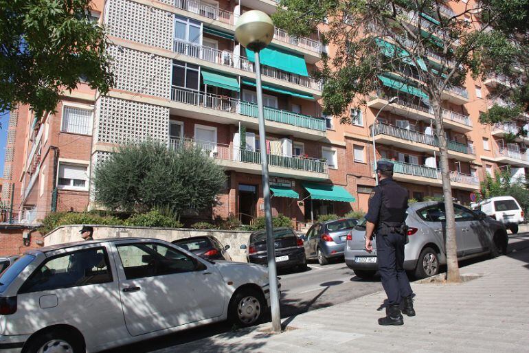 El bloc de pisos on ha estat detinguda.