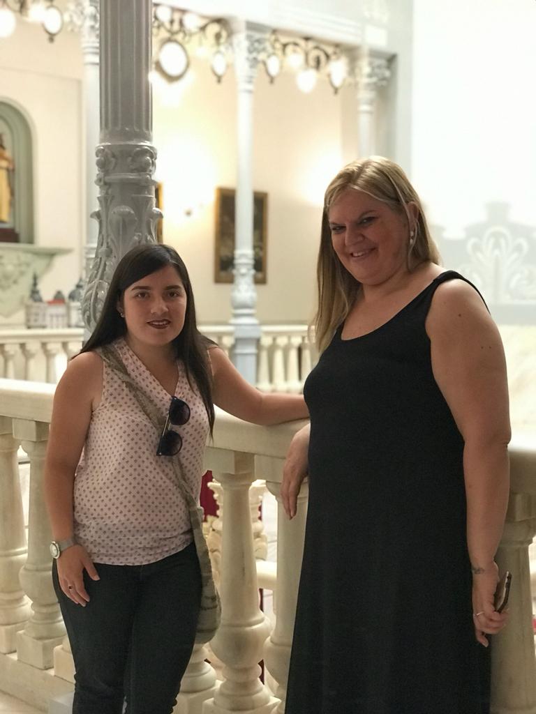 La trovadora Leidy Mejías (Colombia) y la payadora Mariela Acevedo (Uruguay) durante su visita a Cartagena por el Festival Trovalia 2019