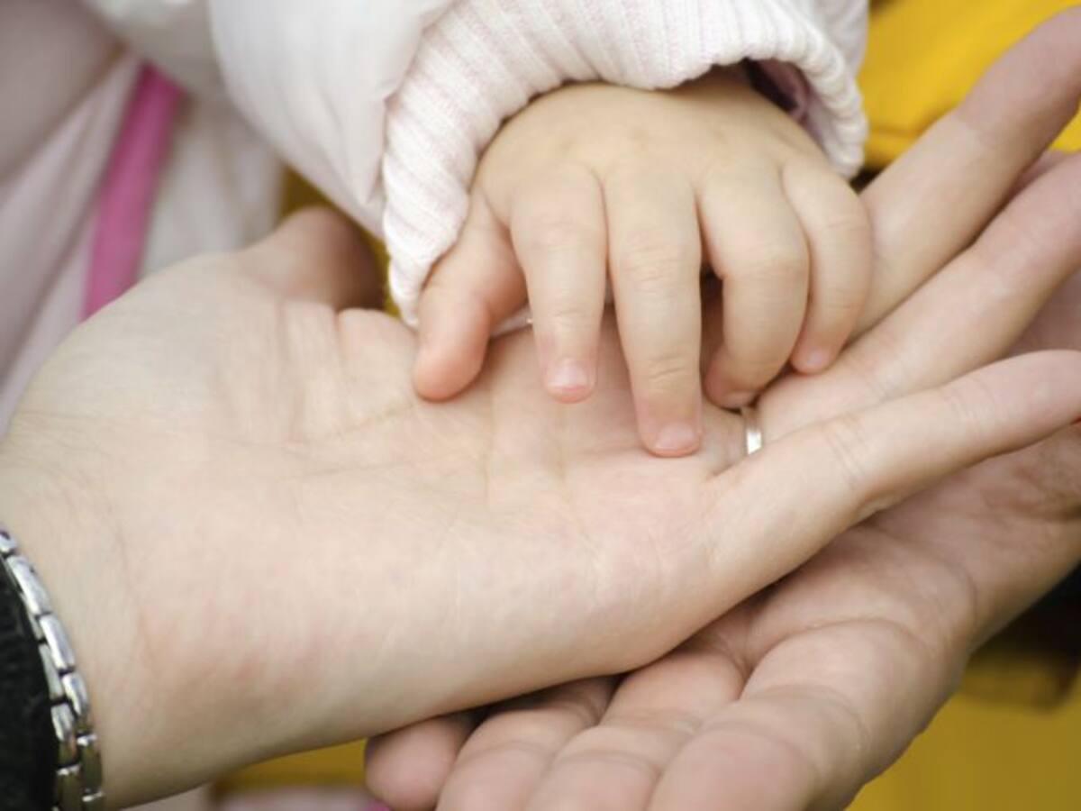 Las zaragozanas dedican un 26% más de tiempo que ellos a tareas de cuidado