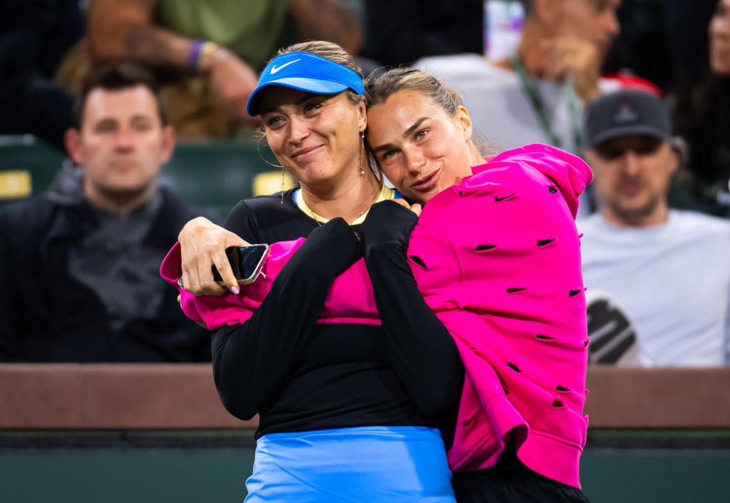 Paula Badosa y Aryna Sabalenka durante el tercer día de la Eisenhower Cup.