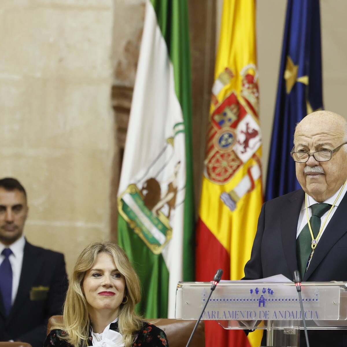 Aguirre reivindica que Andalucía disfruta "una estabilidad que nadie nos ha regalado" en el 28F previo a las elecciones
