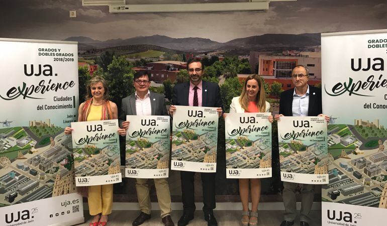 María Luisa del Moral, Juan Manuel Rosa, Juan Gómez, Eva Murgado y Francisco Javier Cardenal.