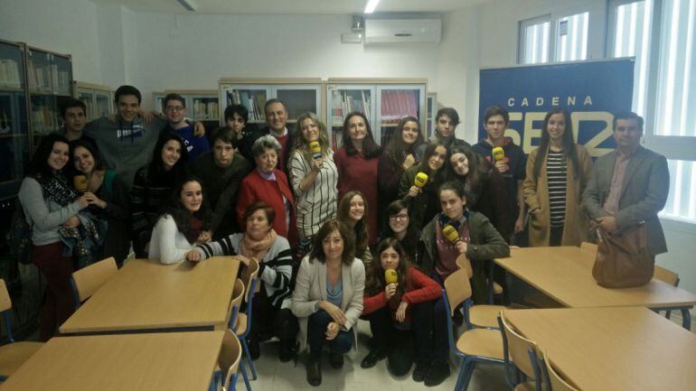 Alumnos y profesores del IES Alonso Sánchez de Huelva