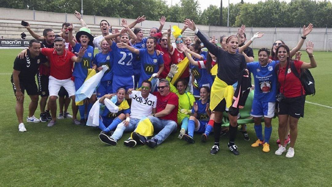 Histórica celebración en Sevilla del ascenso de 2015.