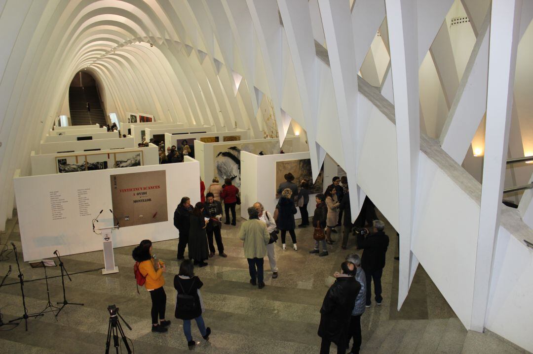 Imagen de la exposición Vinticincvacances a Ovidi, en la Llotja de Sant Jordi, el día de su inauguración el pasado mes de febrero.
