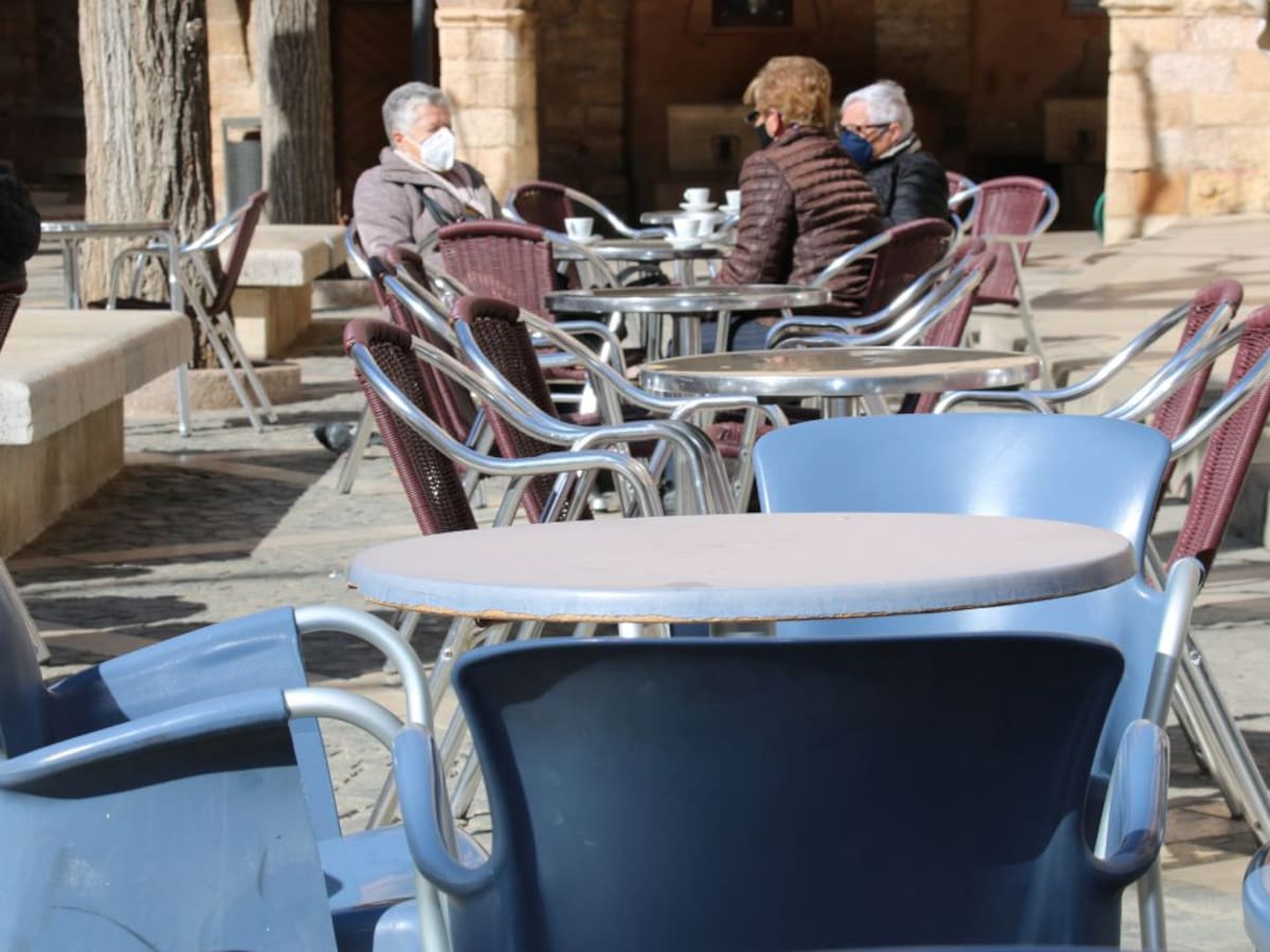 La Generalitat aprova la reobertura de la restauració fins a les 23 hores a partir del 9 de maig