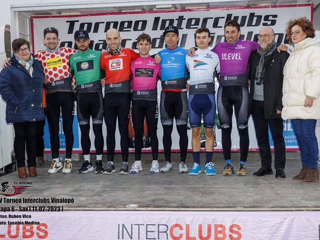 Momento de la entrega de premios