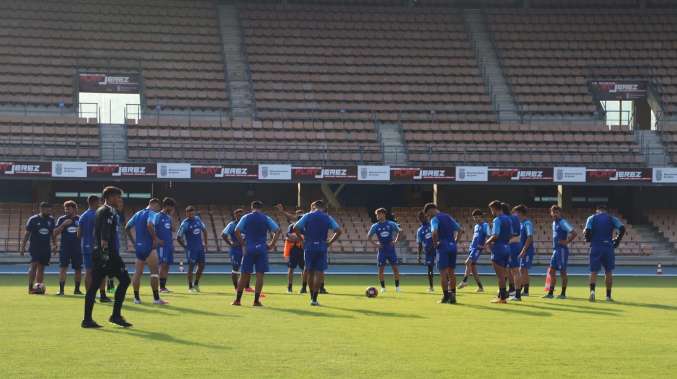 Entrenamiento Xerez CD en Chapín