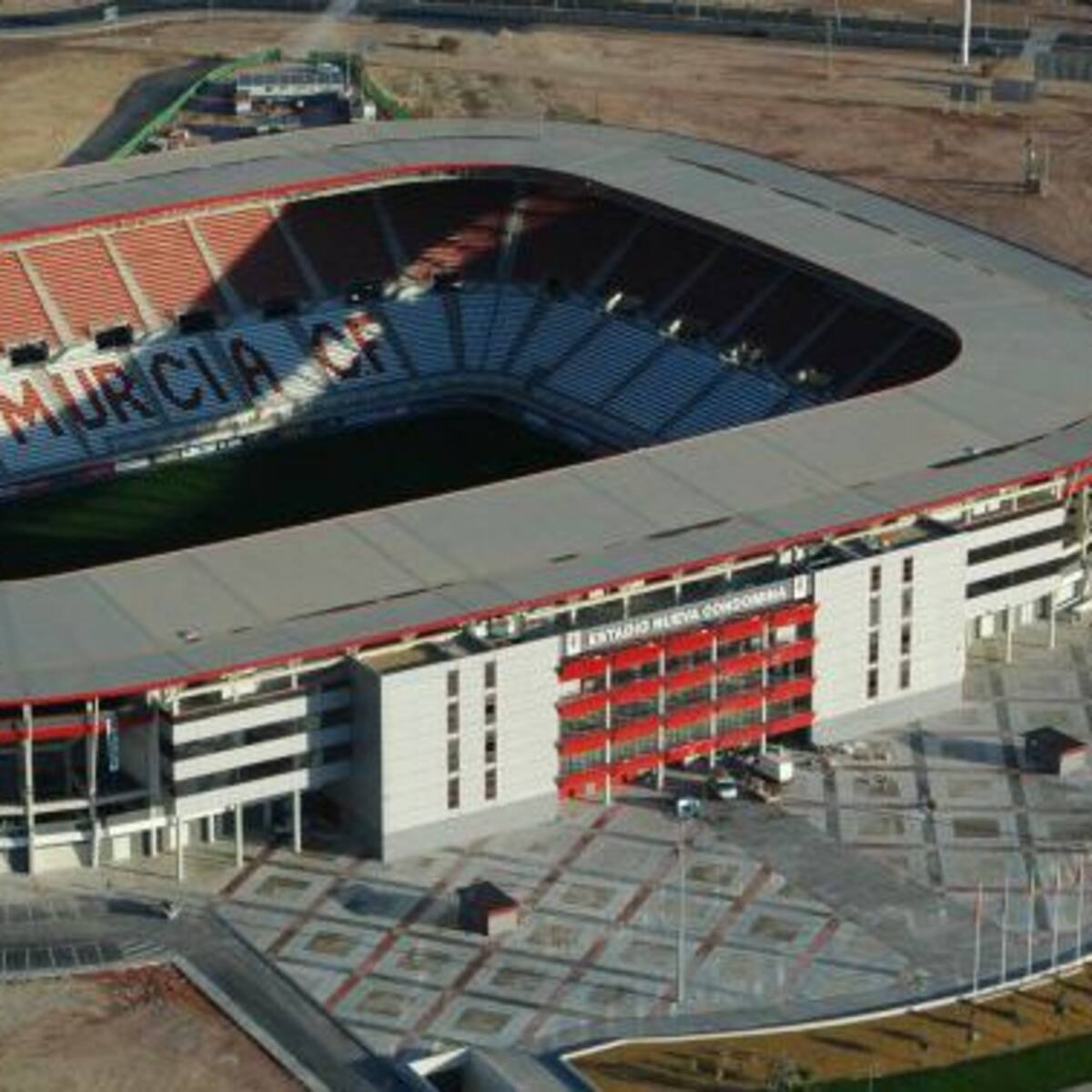 El Real Murcia tiene 630.000 euros en denuncias en AFE