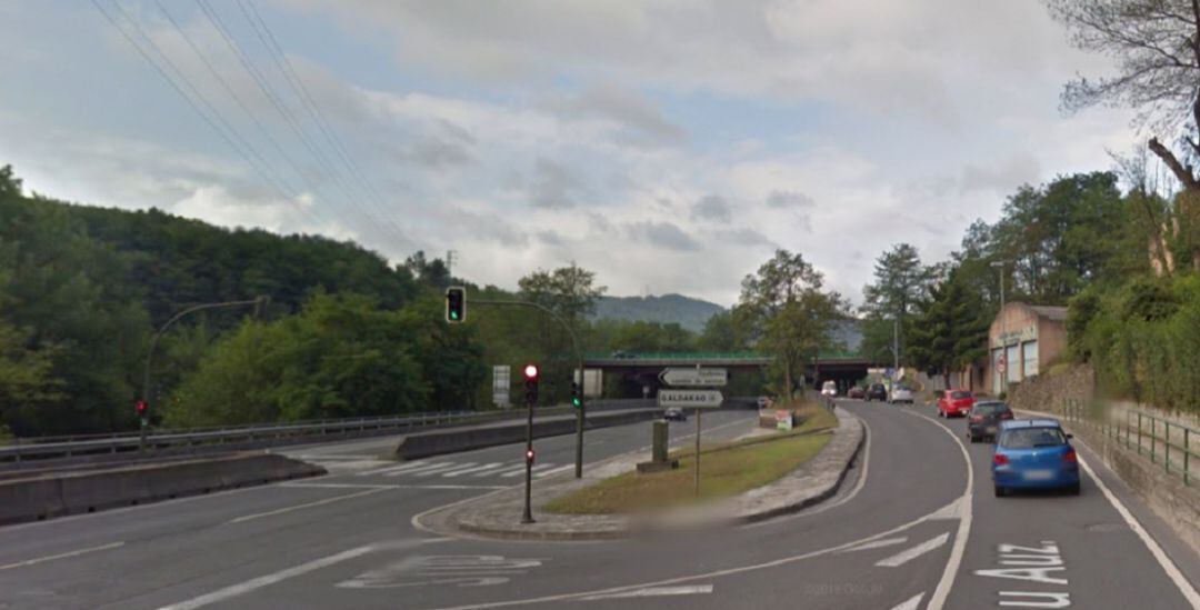 Acceso a Galdakao por el antiguo parque de bomberos