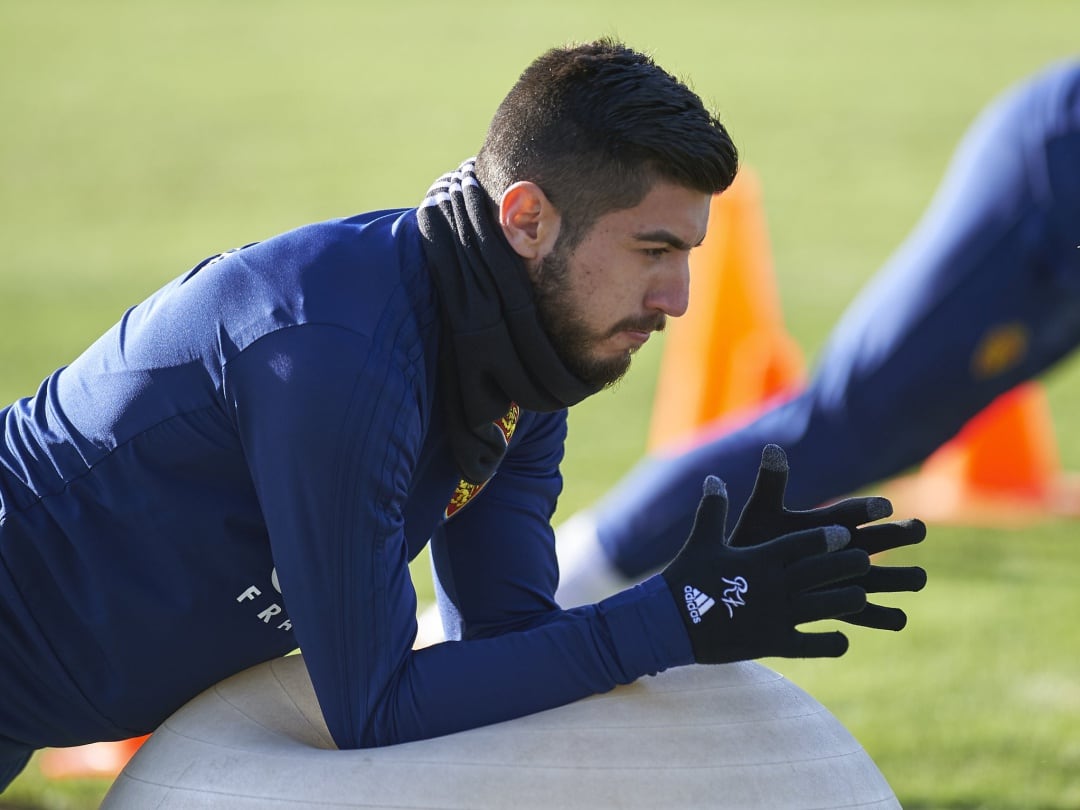 Papunashvili podría estrenar titularidad con Víctor Fernández