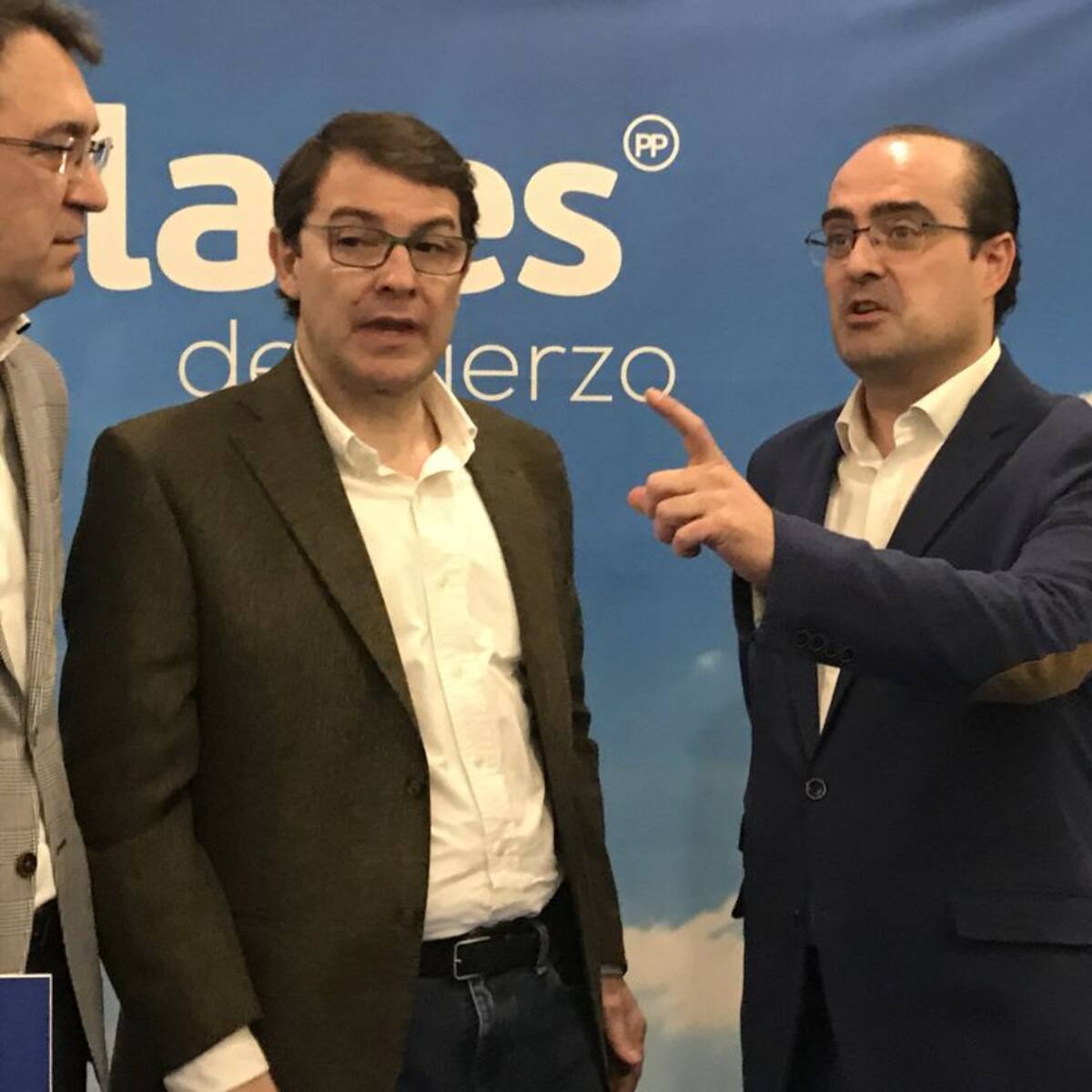 Morala sobre el alcalde: "Van a por ocho cosas y vuelven con media y contentines"