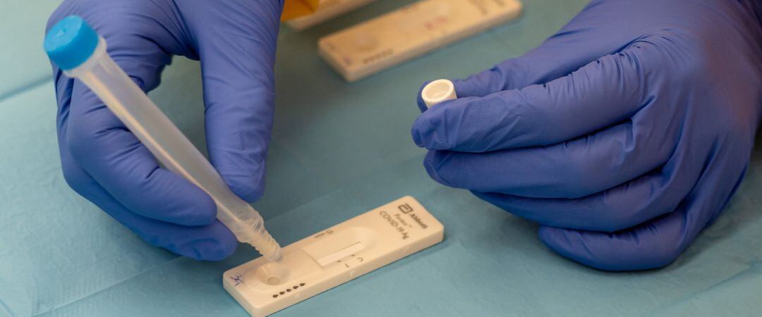 Una prueba de cribado con test de antígenos