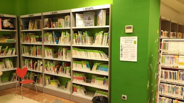 Vox pide separar los libros sobre diversidad y desarrollo sexual de la sección infantil en las bibliotecas valencianas