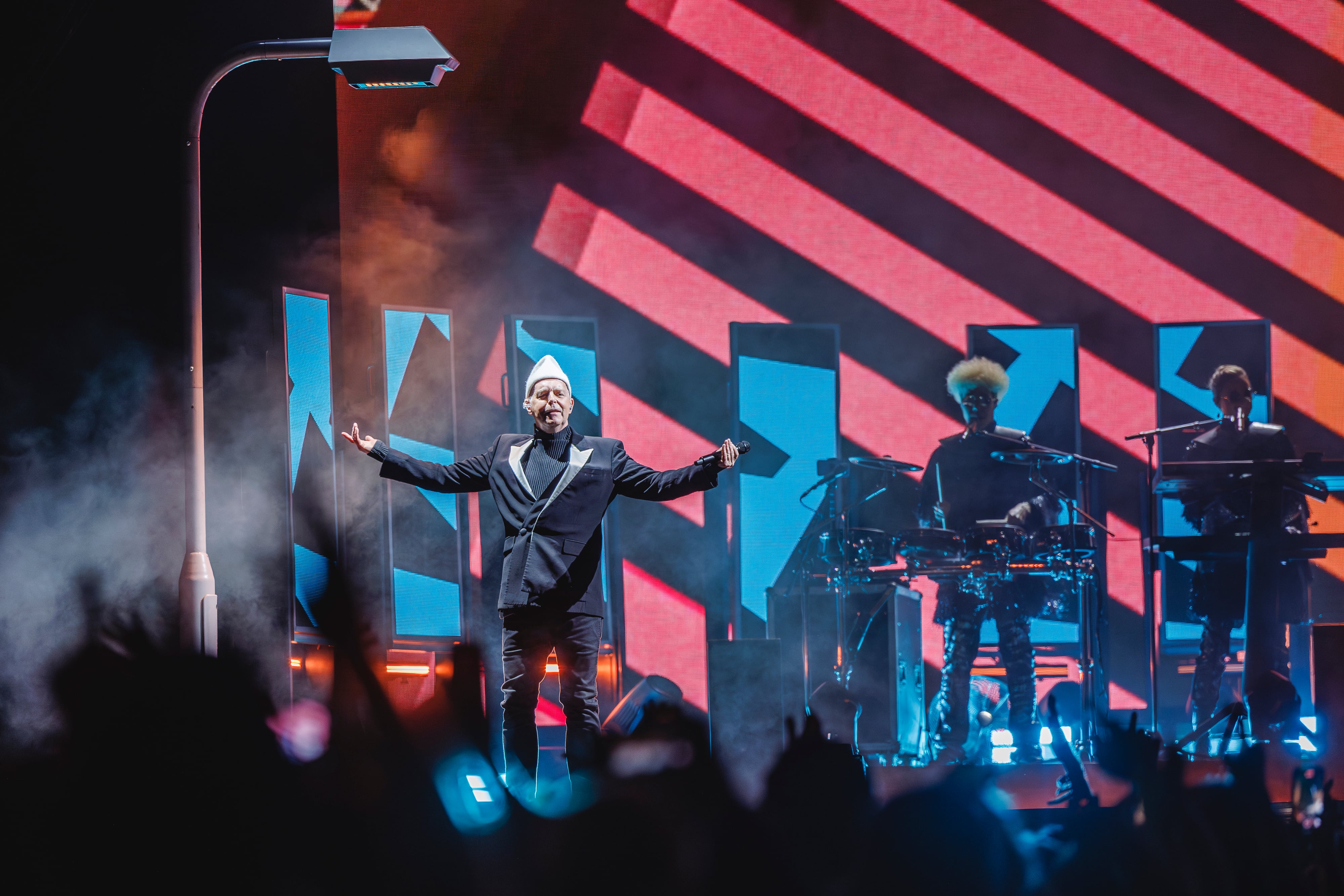 Neil Tennant, de Pet Shop Boys, durante su concierto en el Primavera Sound de Madrid