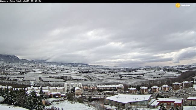 Haro amanece con nieve