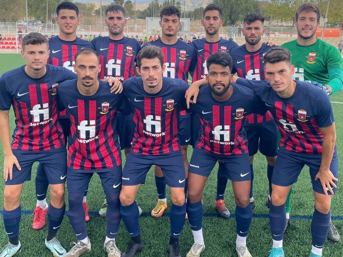 El Eldense B vuelve a encajar un empate en el tiempo de descuento (3-3)