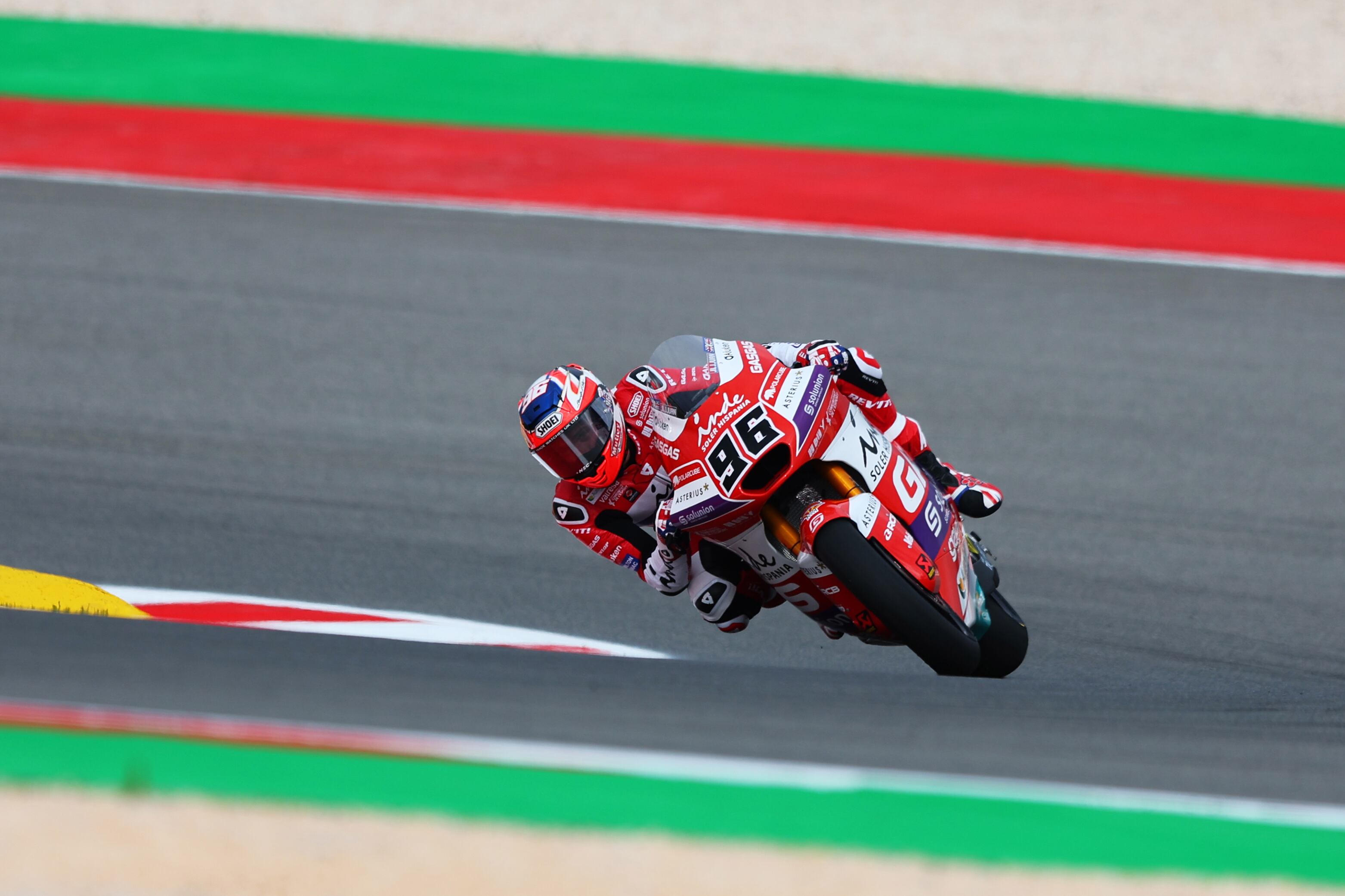 Portimao (Portugal), 24/03/2023.- Jake Dixon del GASGAS Aspar Team durante la carrera de Portugal. (Motociclismo, Ciclismo) EFE/EPA/NUNO VEIGA