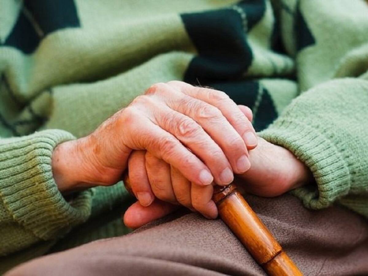 3.600 vascos no trabajan ni buscan empleo por tener que cuidar a familiares