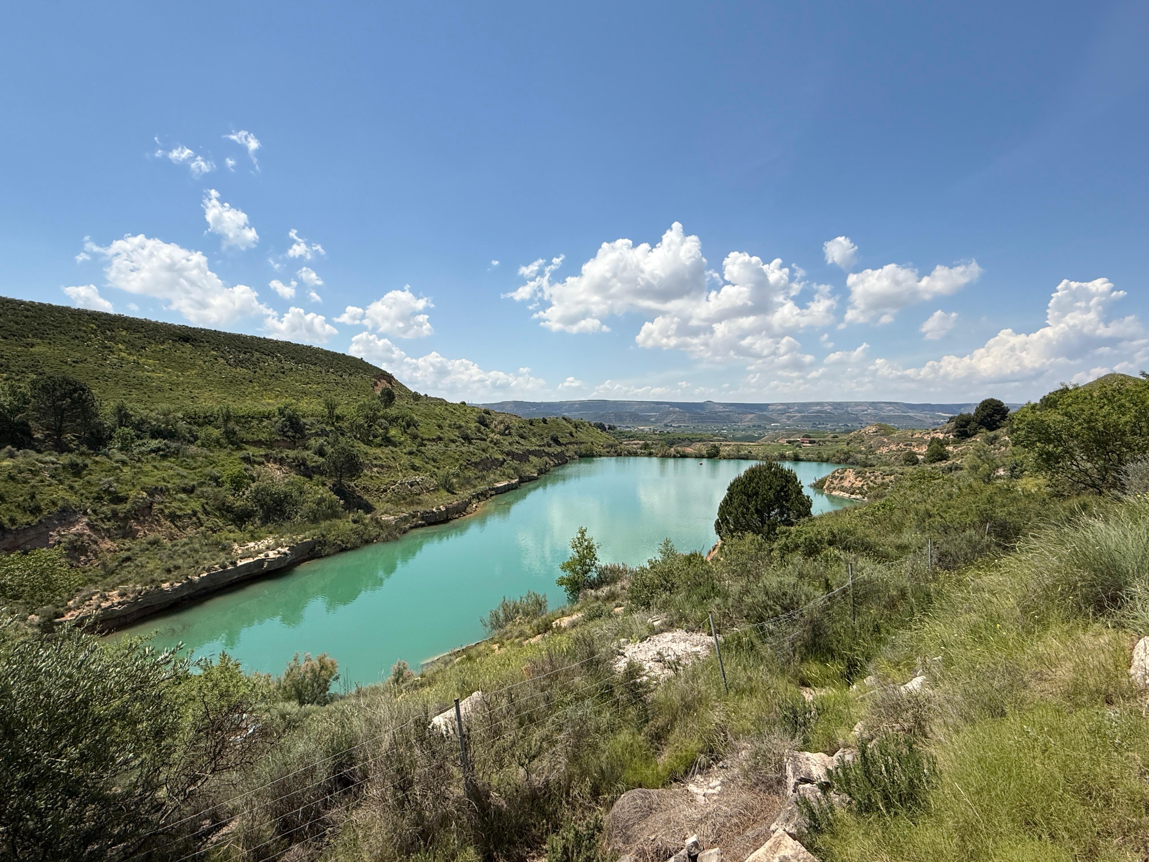 Embalse abastecimiento Fraga.