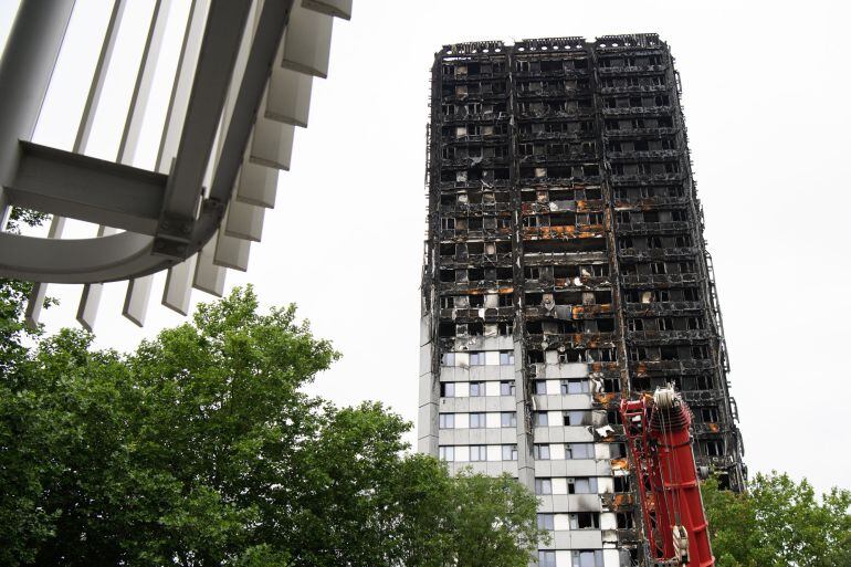 La Torre Grenfell días después del incendio 