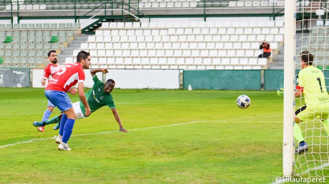 Titi, en el momento del gol