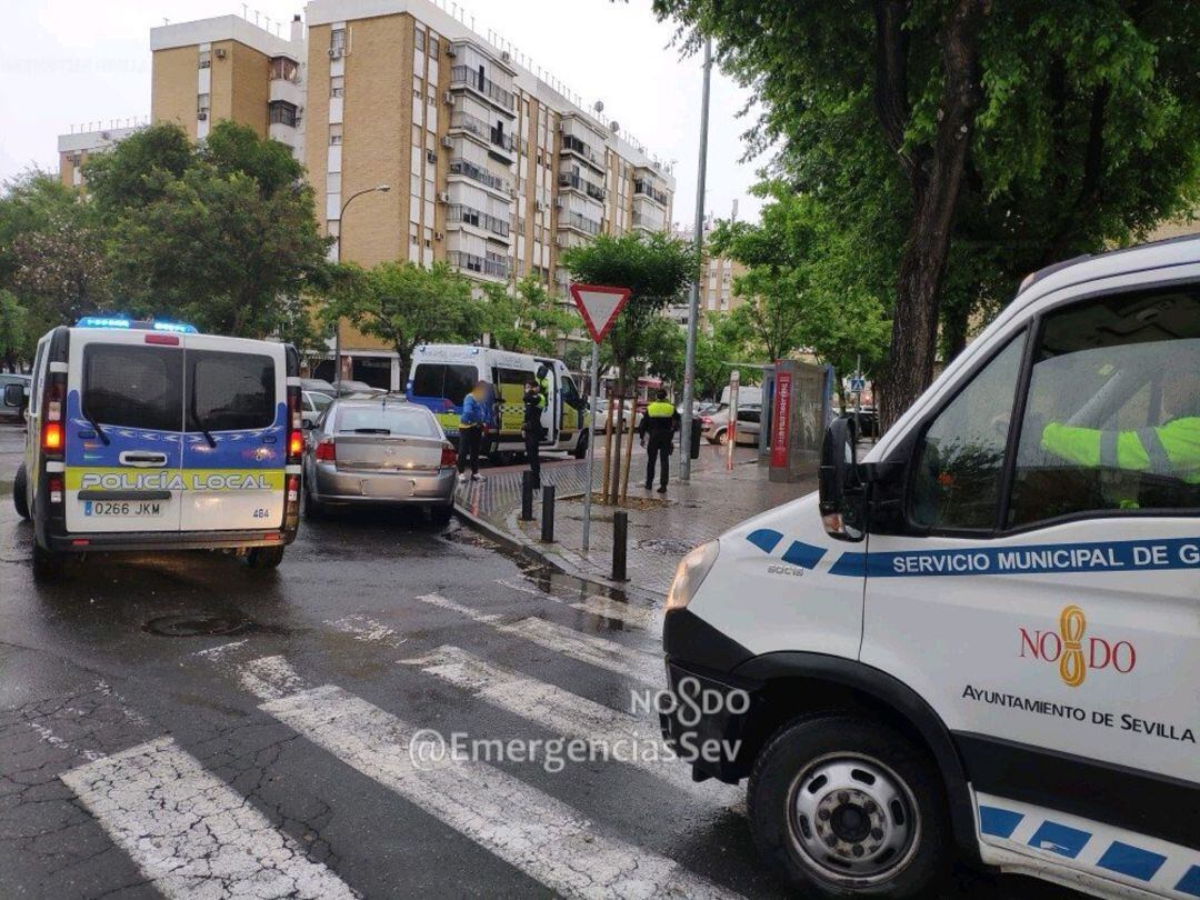 Un conductor ha sido detenido en la glorieta de San Lázaro triplicando la tasa de alcoholemia y después de haber pasado dos semáforos en rojo en la ronda urbana norte. 