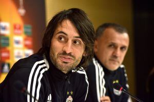 GRA348. BILBAO, 04/11/2015.- El centrocampista del Partizan Stefan Babovic, durante la rueda de prensa ofrecida hoy en la víspera del partido de la fase de grupos de la Liga Europa que les enfrenta mañana al Athletic Club en San Mamés. EFE/MIGUEL TOÑA