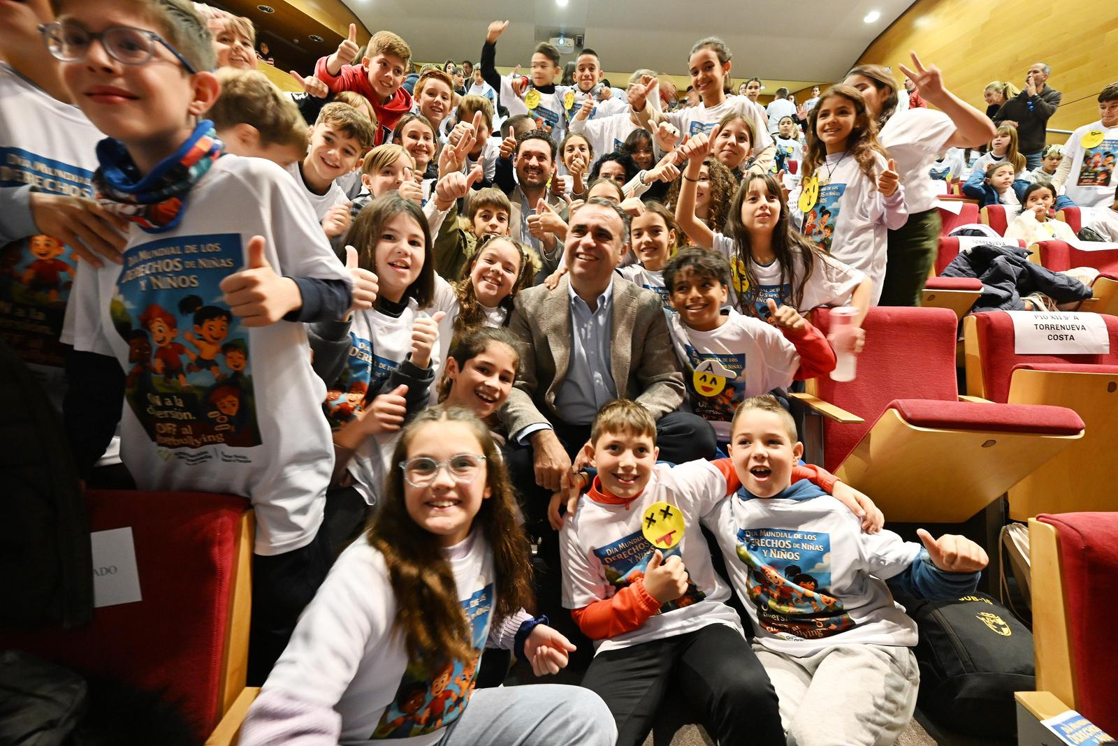 Diputación celebra el Día Internacional de los Derechos de la Infancia con la campaña ‘ON a la Diversión. OFF al Ciberbullying’