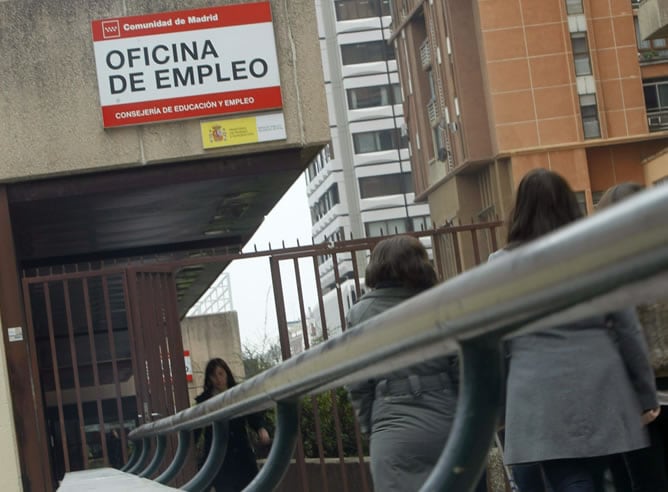 Oficina de Empleo en Madrid en una jormada en la que se ha conocido que el número de desempleados