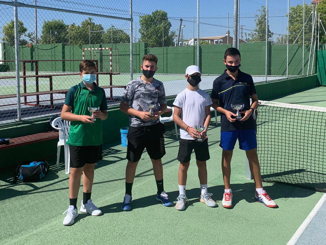 Los 4 protagonistas de la final, los galdurienses Rubén Germán y Antonio Manuel López a la derecha