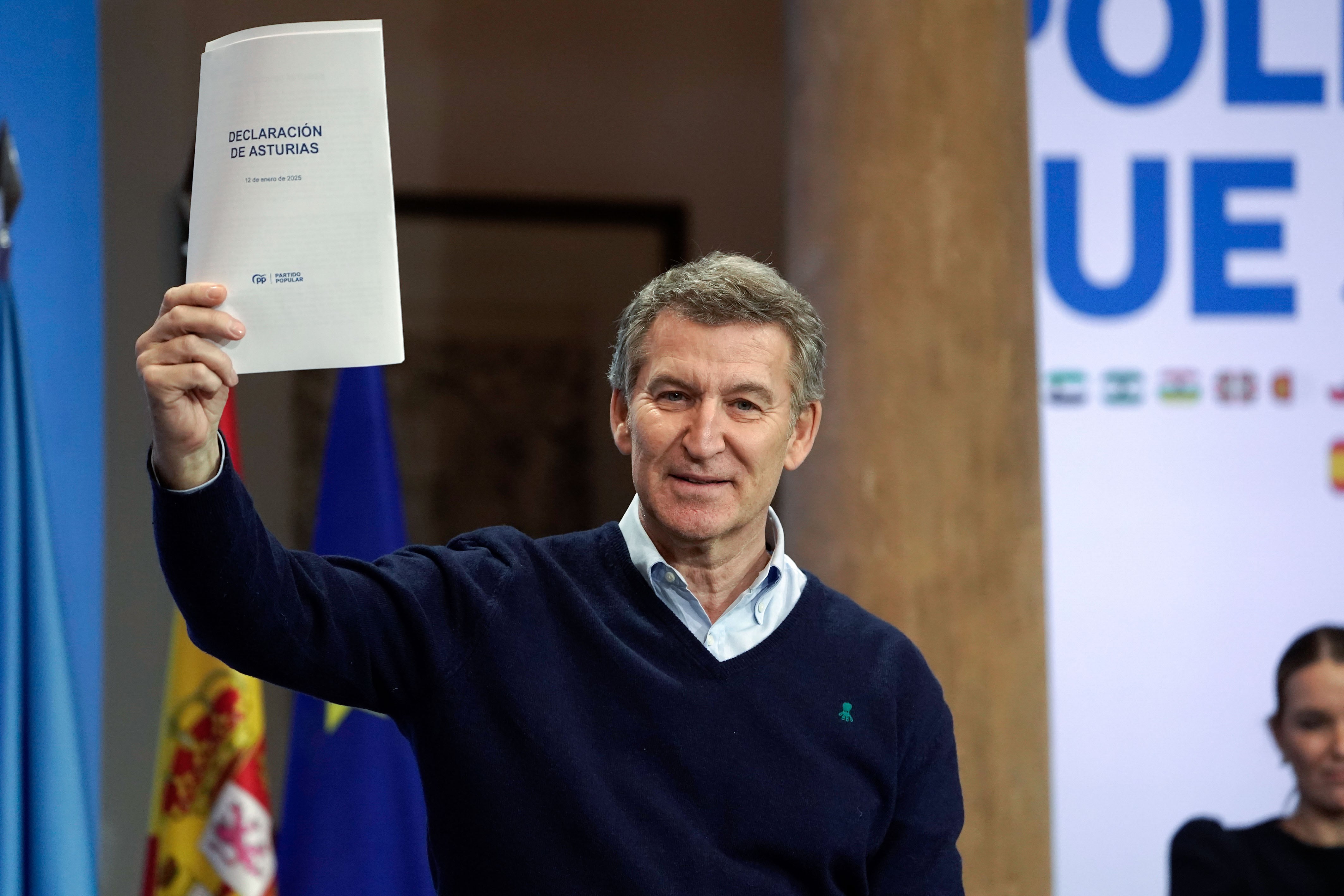 El líder del Partido Popular, Alberto Núñez Feijóo presenta sus propuestas en materia de vivienda durante un acto celebrado este domingo en Oviedo