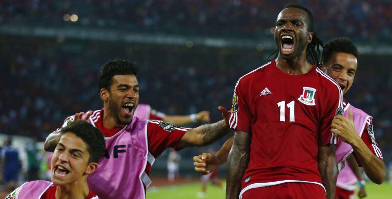 El jugador de Guinea Ecuatorial, después de marcar en el partido de cuartos de final.