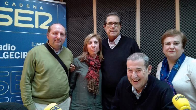 Miembros de la plataforma &quot;Diálisis en Algeciras, Ya&quot; durante una entrevista en Hoy por Hoy.