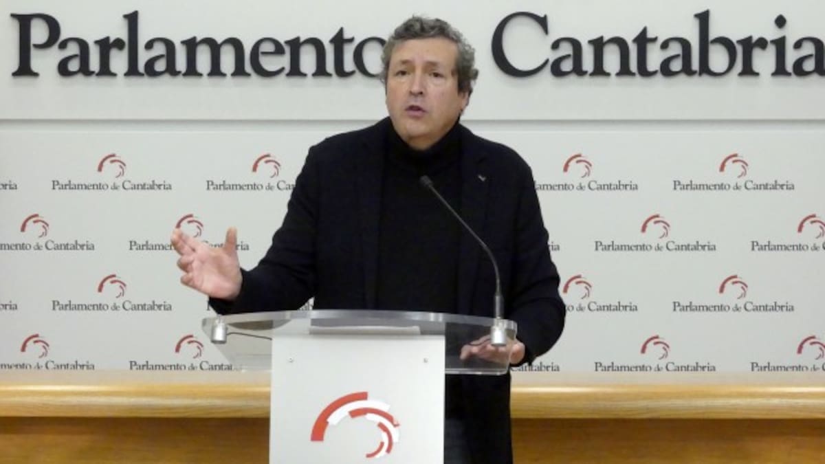 El PP pedirá en el Parlamento de Cantabria celebrar los 50 años de la Constitución en vez de la muerte de Franco
