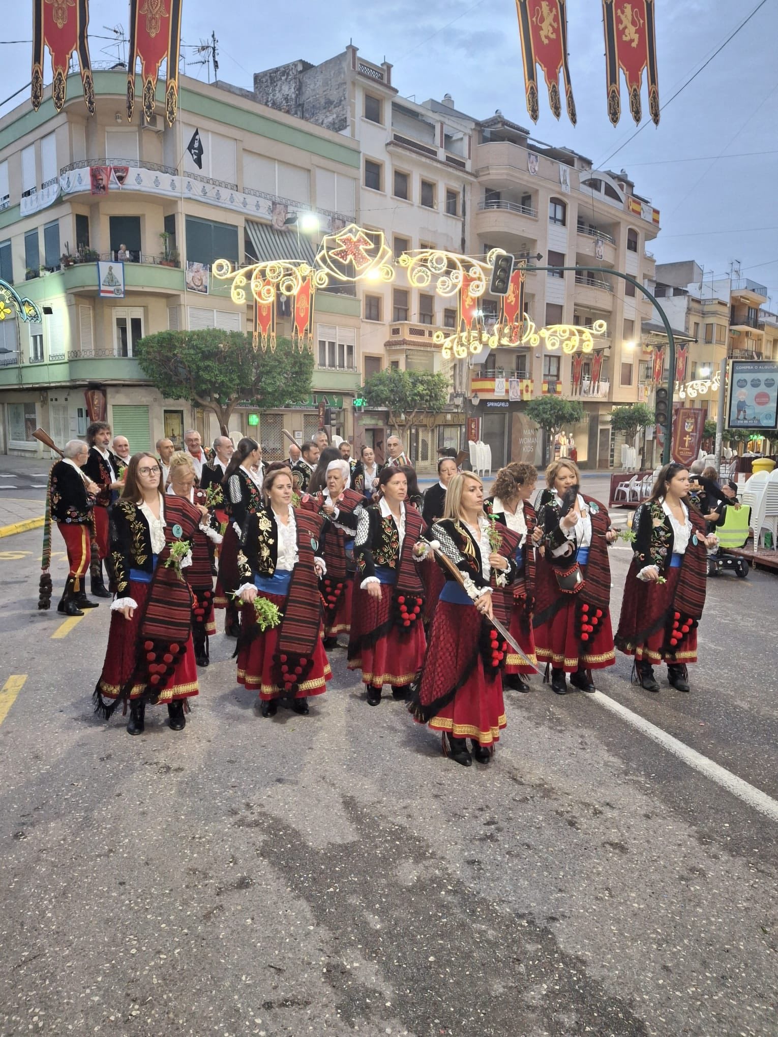 Diana del día 8 de la comparsa de Andaluces