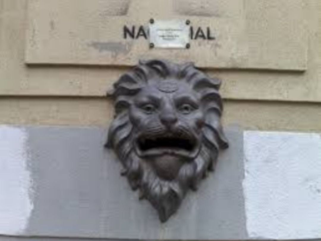 León de Correos