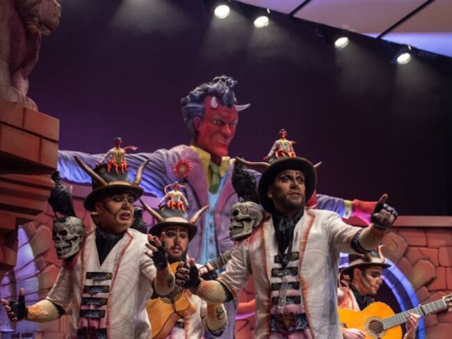 Murga Marwan durante su actuación en el Concurso de Murgas del Carnaval de Badajoz 2019