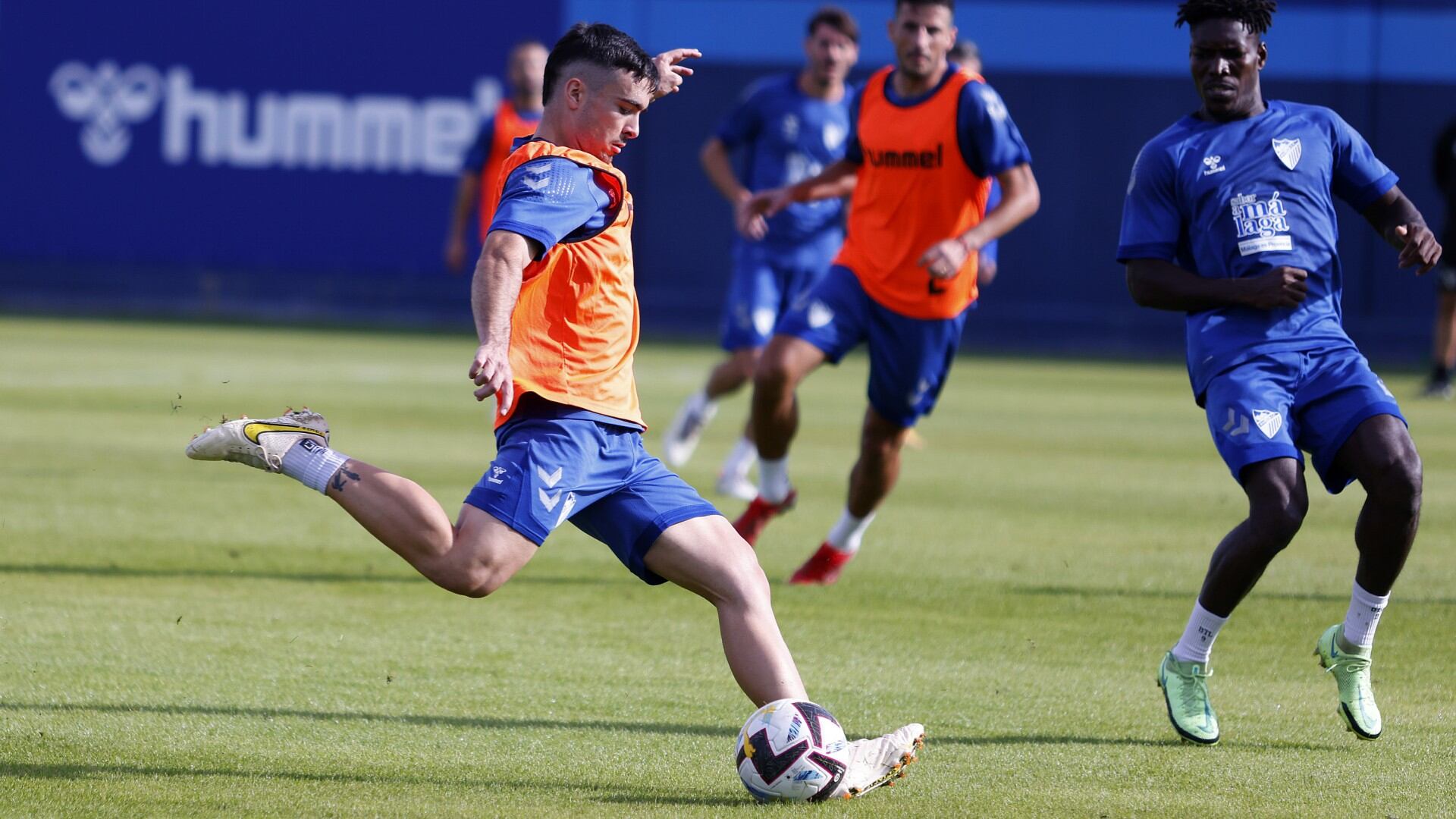 El centrocampista Ramón Enríquez recuperado de su lesión muscular