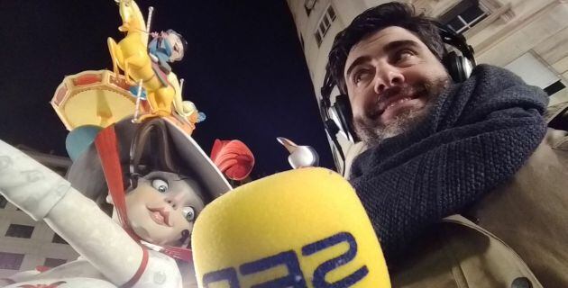 Luis Fernández y el remate de la falla de Periodista Azzati