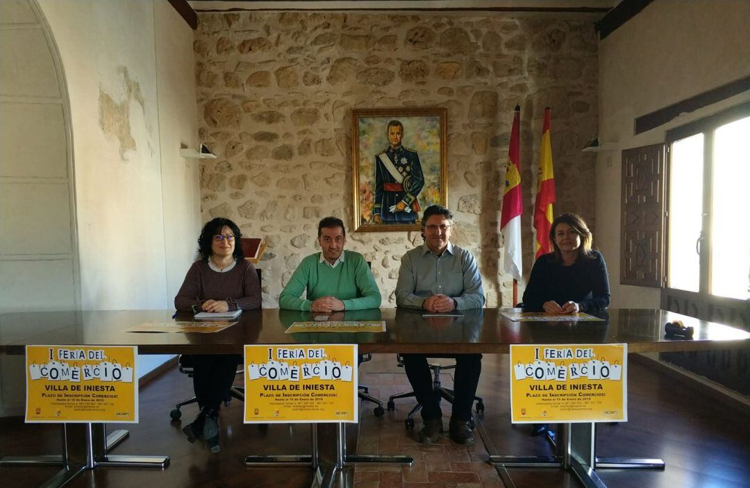 Presentación de la primera Feria del Comercio Villa de Iniesta.