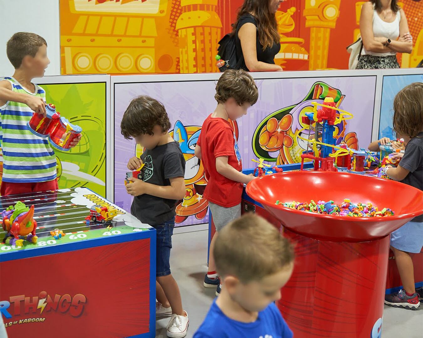 Superthings y Piratix aterrizan en Arena cargados de aventuras