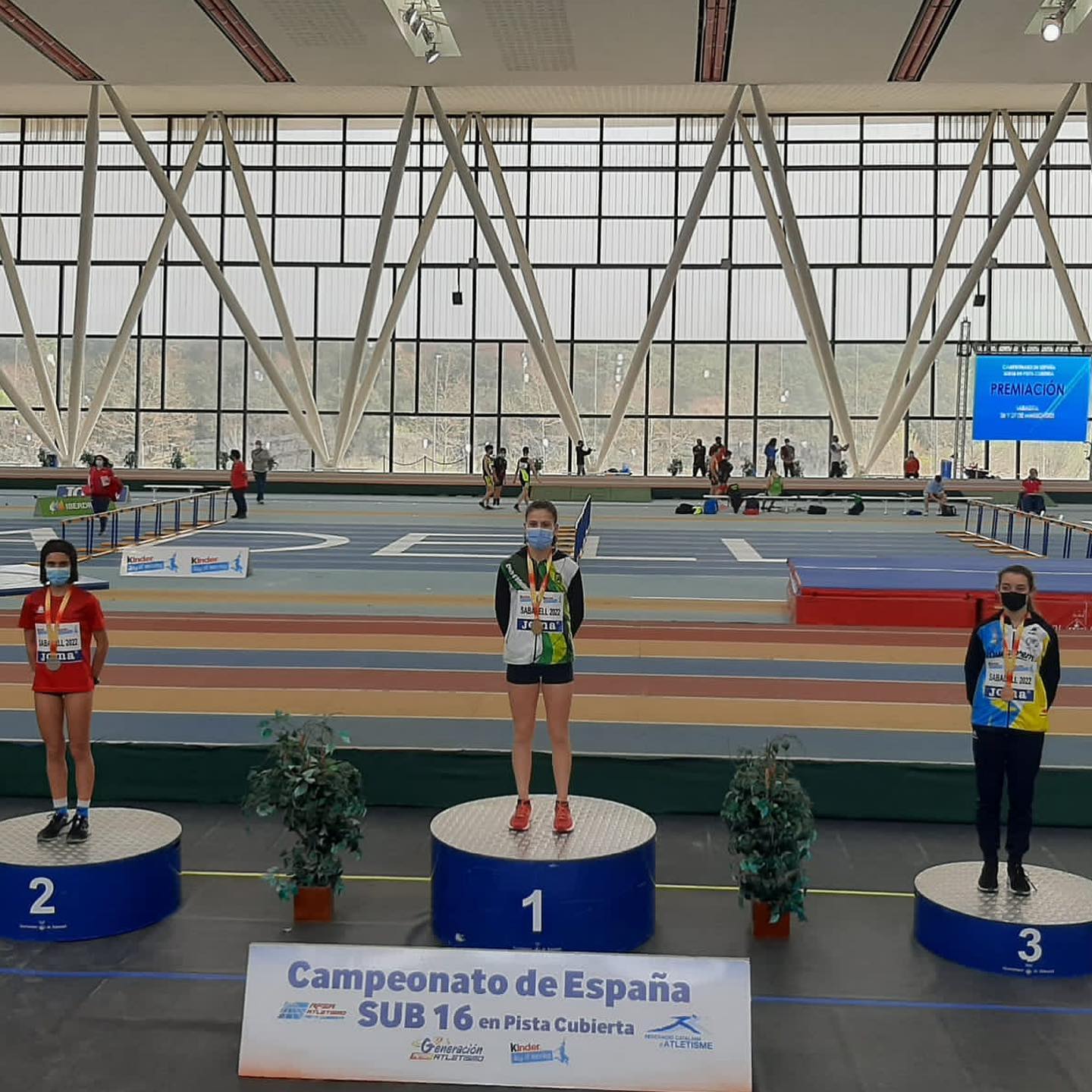 Mara Rolli en el cajón de la primera posición nacional