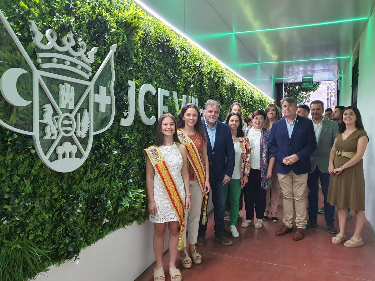 La Junta Central renueva el Patio festero. Más accesible y con nueva imagen