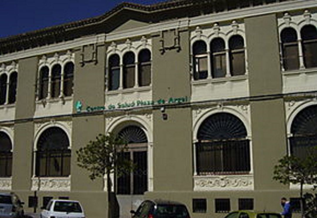 Fachada centro de salud Plaza de Argel