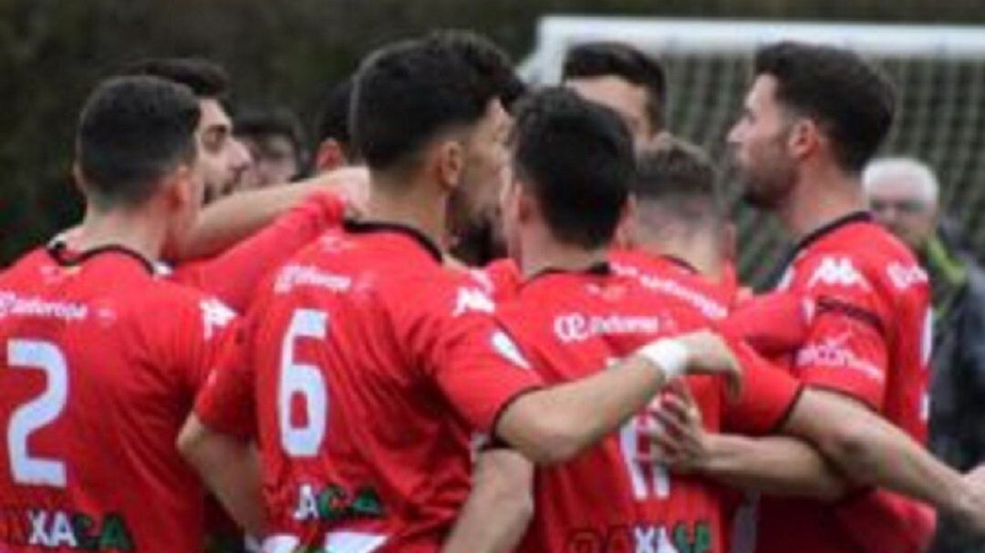 Los jugadores del Zamora CF celebrando un gol