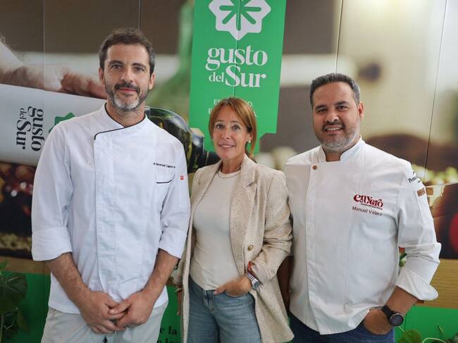 Marian Aguilar, junto a Rafa Castellón (Bodegas Campos) y Manuel Valera (El Envero)