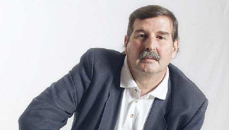 Félix Machuca, ganador del II Premio de Periodismo 'Fernando Carrasco' del Consejo de Cofradías