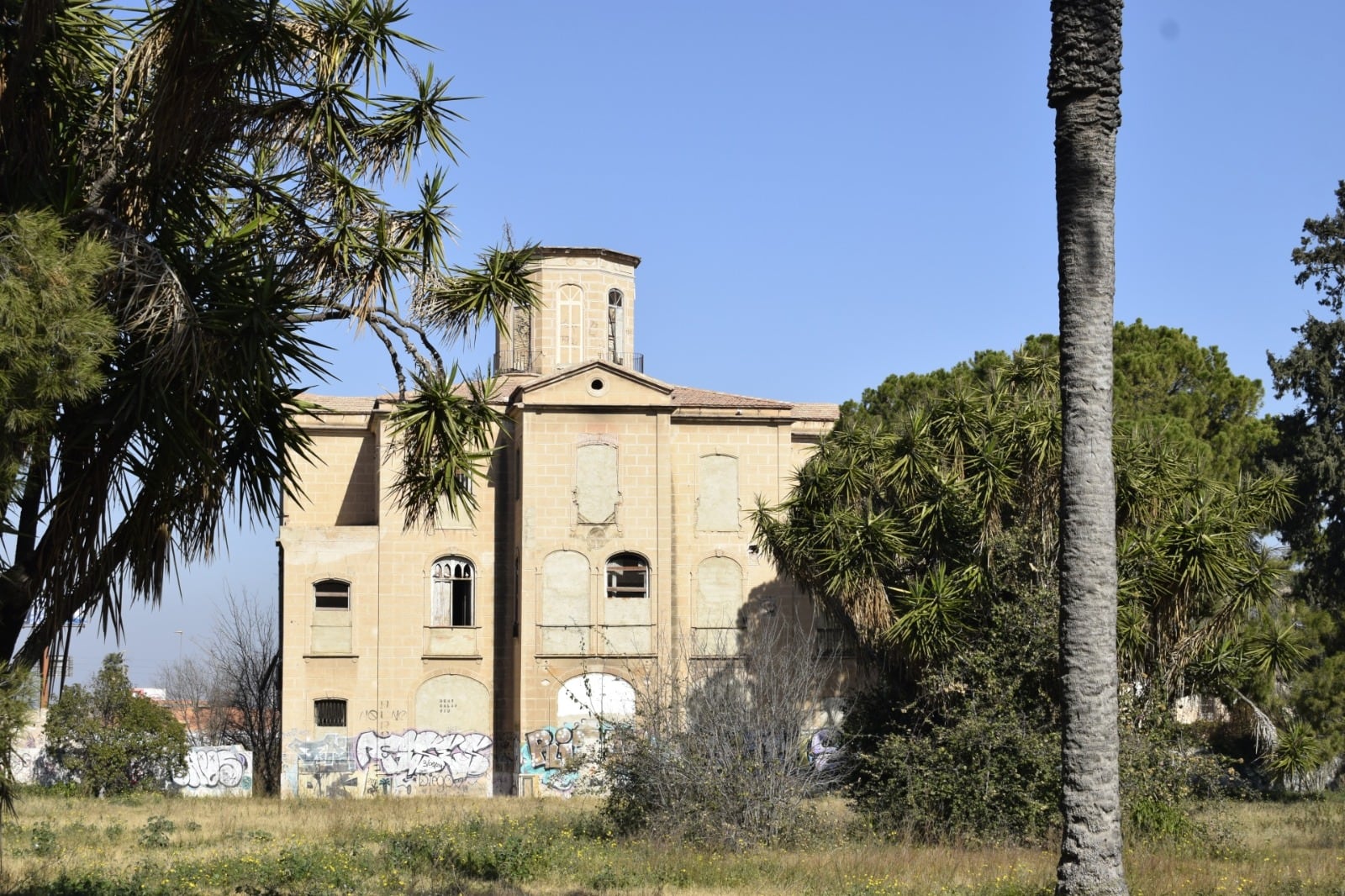 Quinta de Nuestra Señora de Mercedes, conocido como el Casino Americano, Bien de Relevancia Local ubicado en Benicalap.